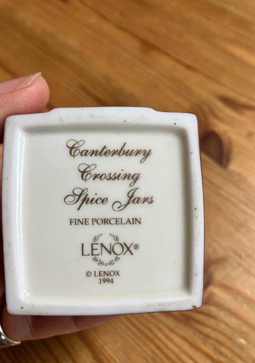 Lenox spice village 1994