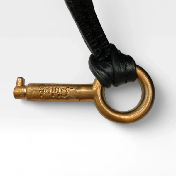 Chloe handbag Paddington gold hardware in black leather - Image 16