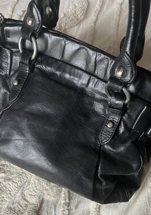 Authentic Miu Miu Vitello Lux Bow Mini Bag – Black