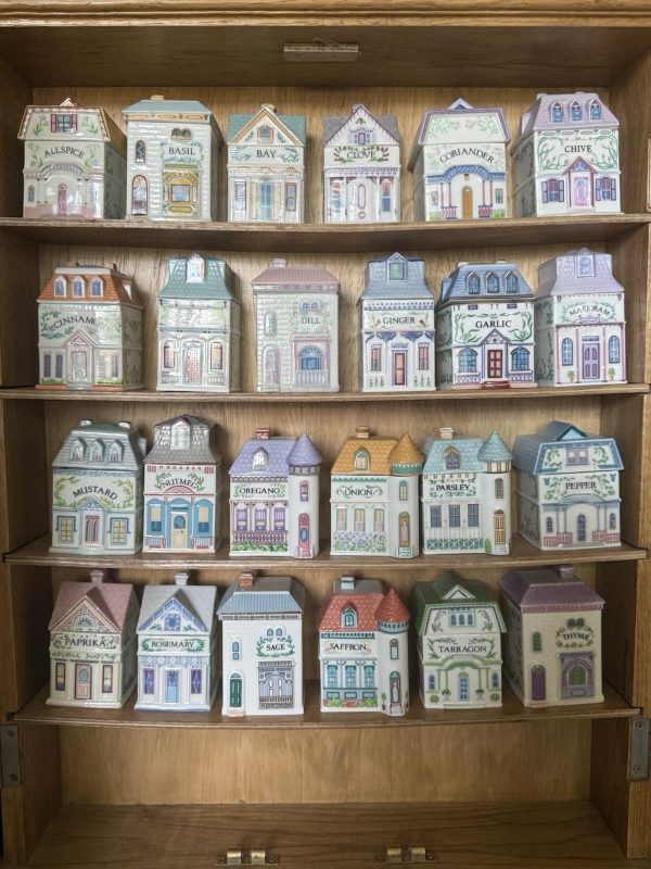 Lenox 1989 the Spice Village Set of 24 Spice Jars with Lids No Rack