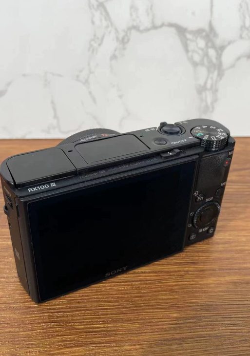 Sony DSC-RX100 III M3 20.1 MP CyberShot Digital Camera 35 Language W/Accessories
