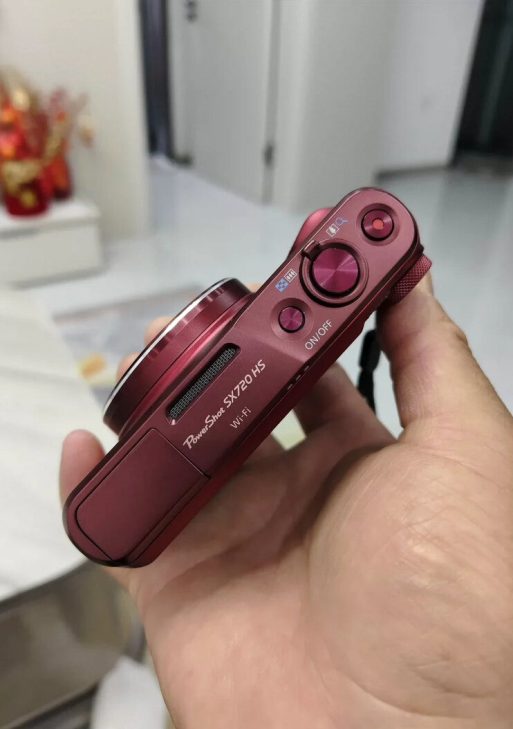 Canon PowerShot SX720 HS 20.3MP 40x Optical Zoom Wifi Compact Digital Camera-Red