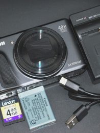 Canon PowerShot SX720 HS 20.3MP Compact Digital Camera Black