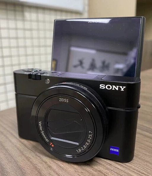 Sony Cyber-shot RX100 III DSC-RX100M3 Camera 35 language  English support