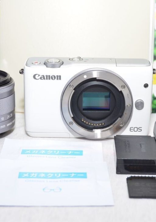 Canon EOS M10 Mirrorless Digital Camera 18 megapixels with EF-M 15-45mm Lens