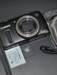 Canon PowerShot SX260 HS 12.1MP Black Digital Camera