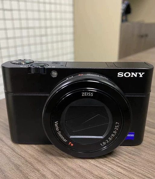 Sony Cyber-shot RX100 III DSC-RX100M3 Camera 35 language  English support
